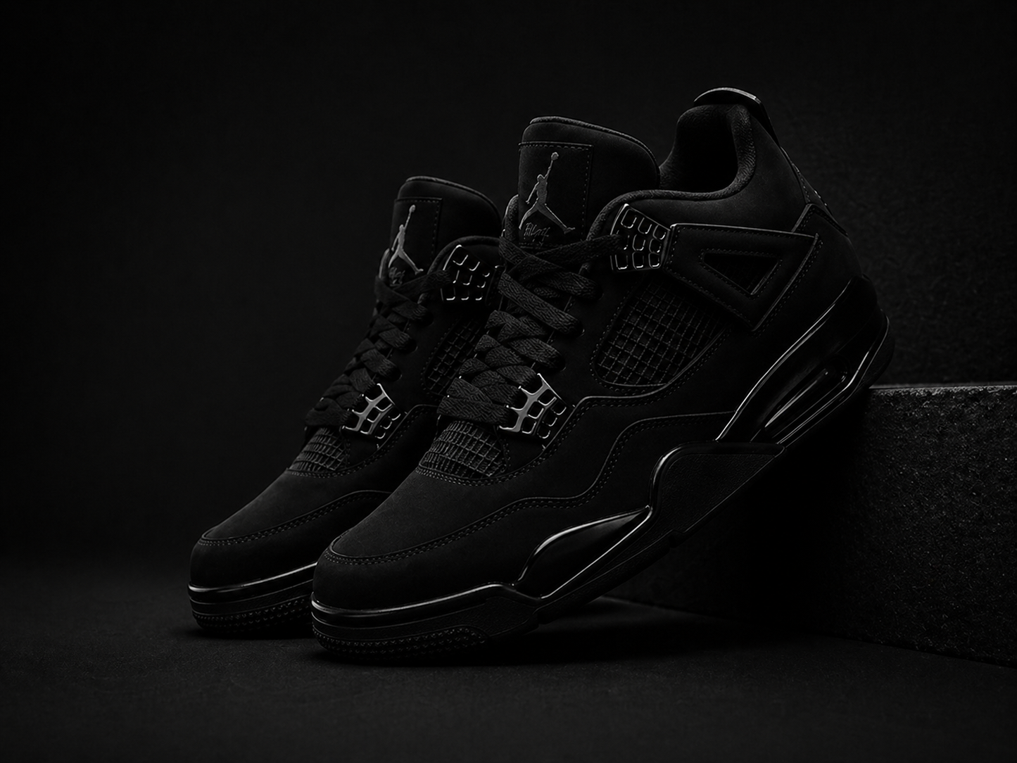 Jordan 4 Black Cat 2025