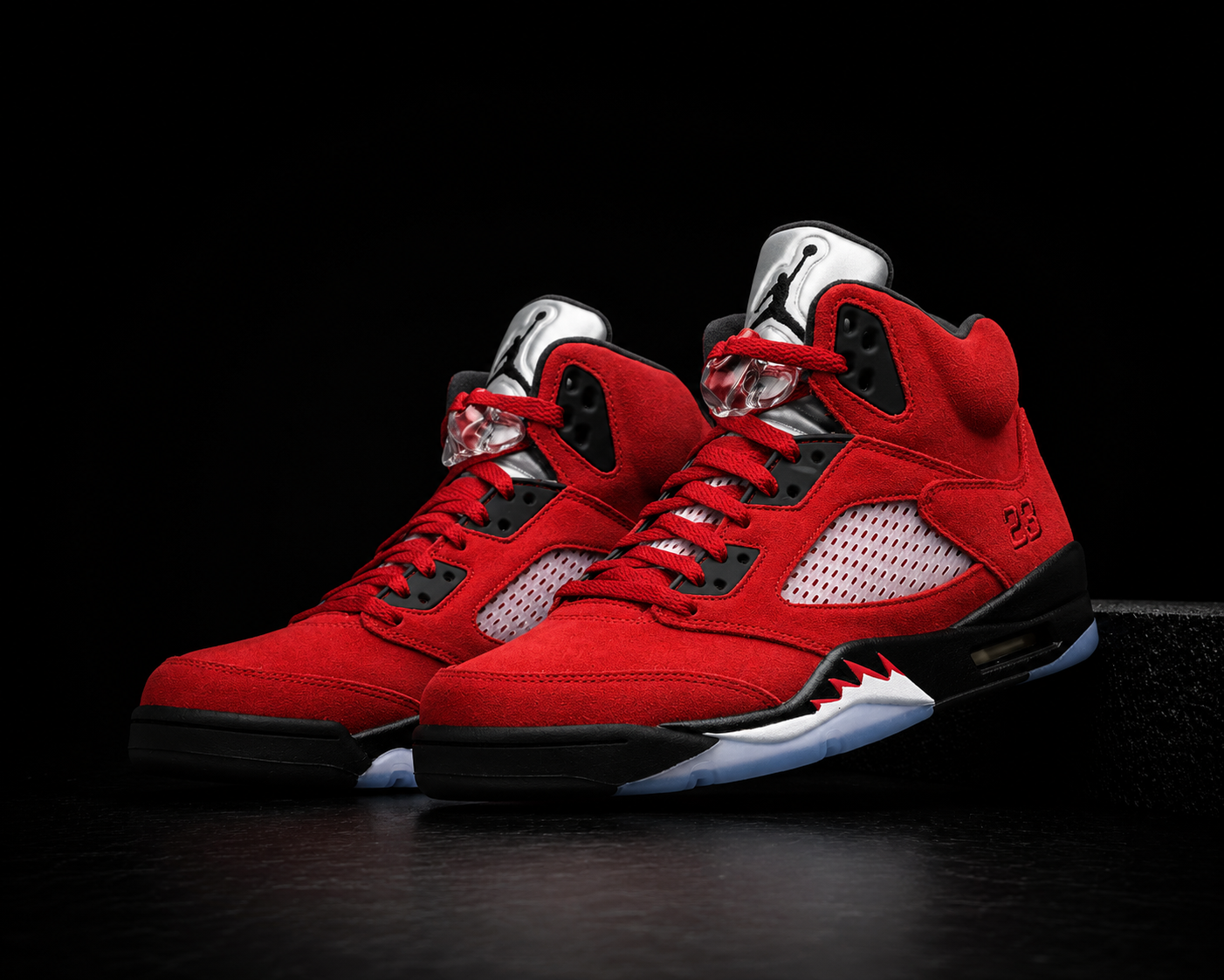 Jordan 5 Raging Bull